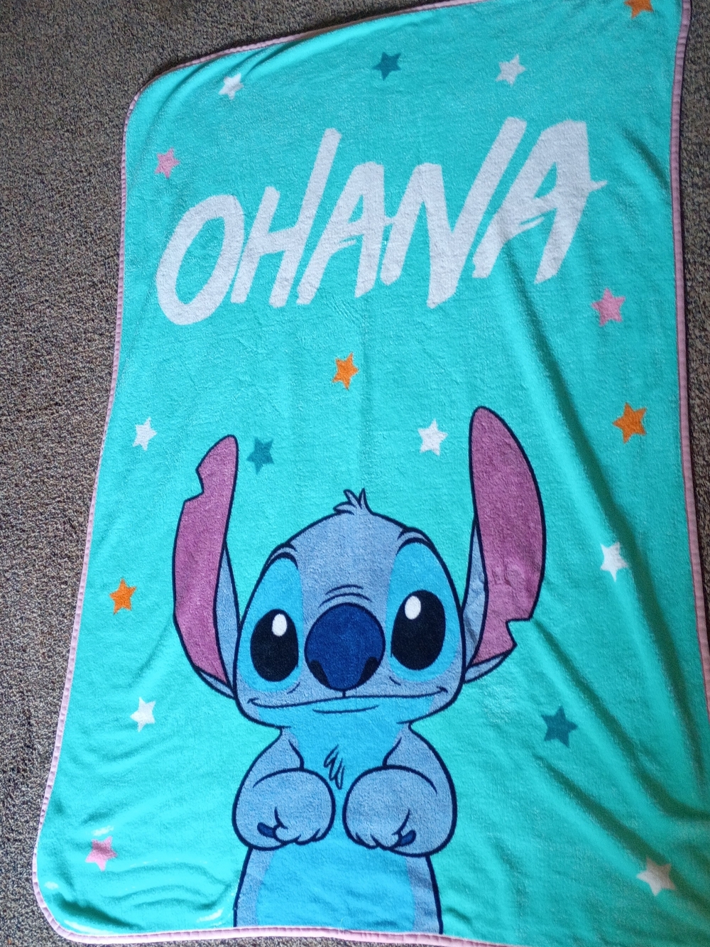 Disney Stitch " Ohana" Plush Throw